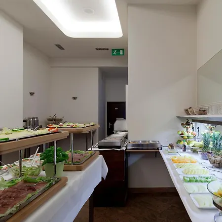 Otel Aurora Wiesbaden