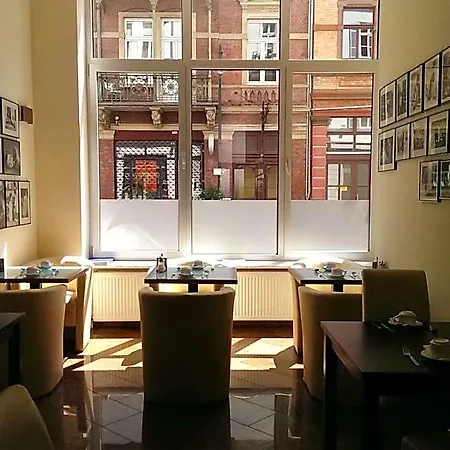 Aurora Hotel 3*